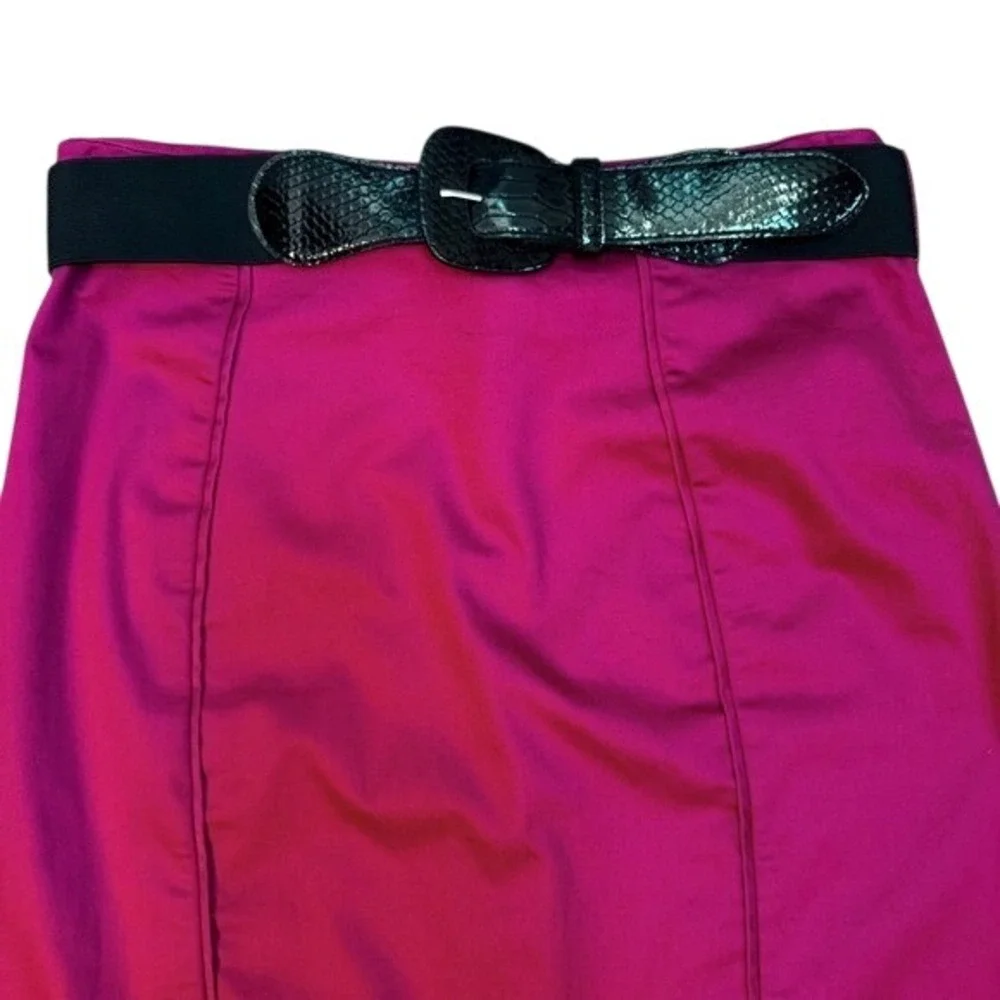Worthington Women's Size 12 Magenta Pencil Skirt Belted Pleated Business Casual‎